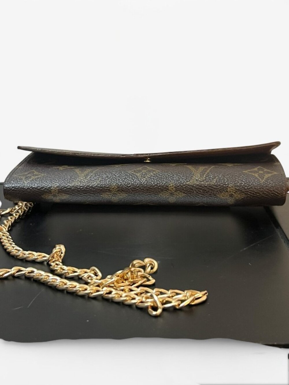 Vintage Louis Vuitton Monogram Canvas Crossbody Bifold Wallet Gold Chain Strap - Picture 6 of 8